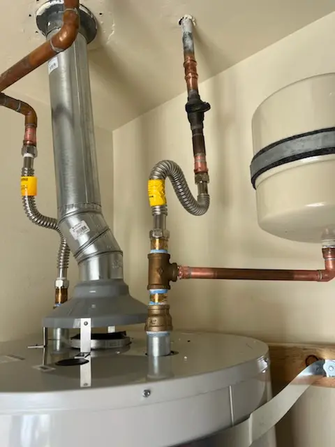 Water heater installation and plumbing repair in Holbrook